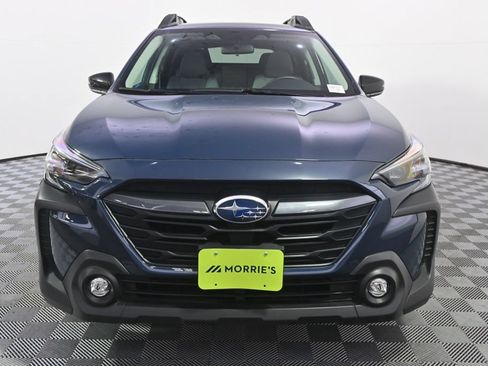 Used 2025 Subaru Outback Premium AWD/4WD image 10