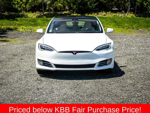 Used 2018 Tesla Model S 100D AWD/4WD image 2