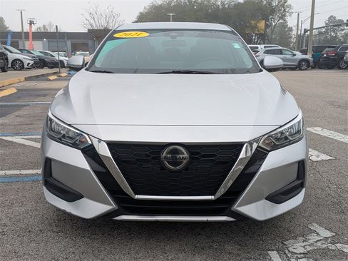 Used 2021 Nissan Sentra SV image 9