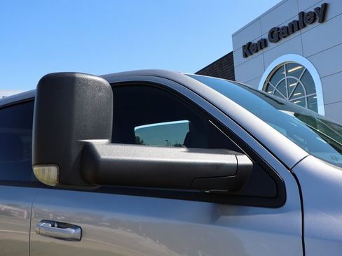 Used 2021 RAM 1500 Big Horn image 2