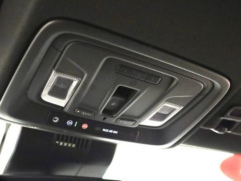 Used 2023 GMC Sierra 1500 AT4 w/ AT4 Premium Package image 31