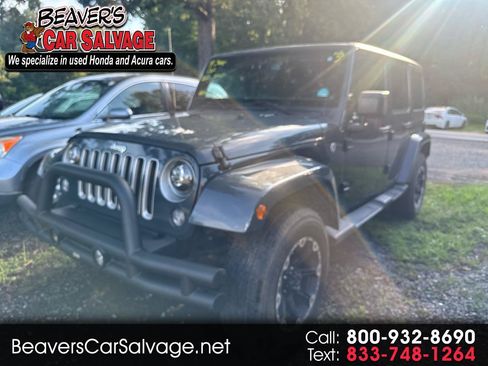 Used 2017 Jeep Wrangler Unlimited Sahara w/ Connectivity Group AWD/4WD image 1