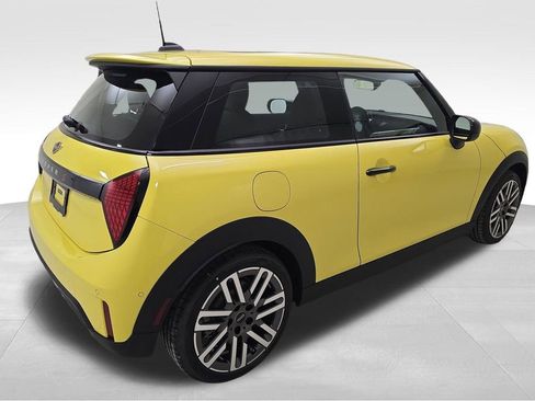 New 2026 MINI Cooper S image 9