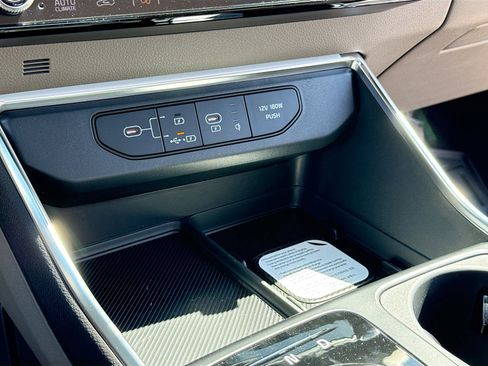New 2026 Kia Carnival SX FWD image 11