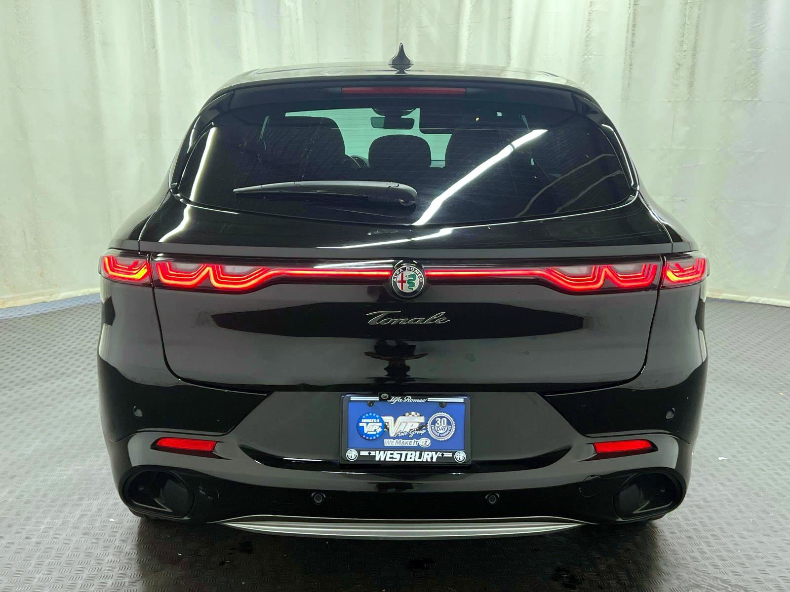 Used 2024 Alfa Romeo Tonale Ti AWD/4WD image 8
