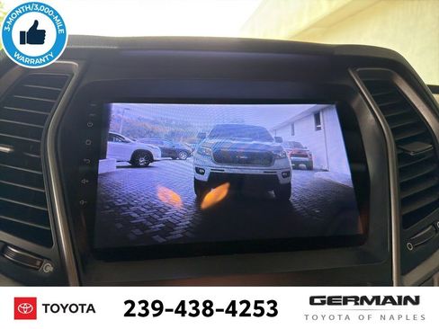 Used 2018 Hyundai Santa Fe Sport image 13