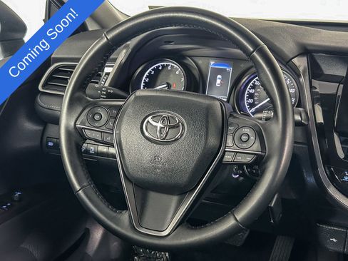 Used 2023 Toyota Camry SE image 16