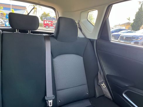 Used 2025 Kia Soul LX w/ LX Technology Package image 37