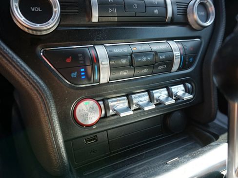Used 2020 Ford Mustang Premium RWD image 18
