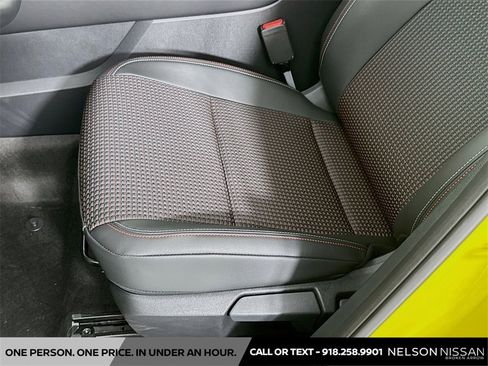 New 2025 Nissan Kicks SR image 18