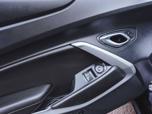 Used 2023 Chevrolet Camaro LT w/ RS Package image 9