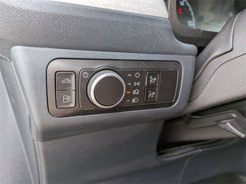 Certified 2023 Ford Maverick XLT image 14