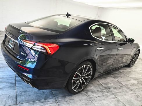 Used 2023 Maserati Ghibli Modena Q4 AWD/4WD image 6