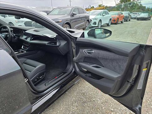 New 2026 Audi S e-tron GT Premium Plus image 12