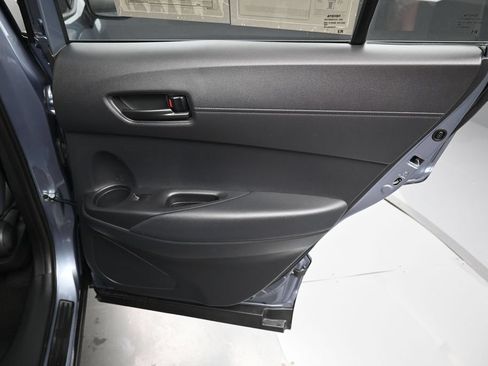 Used 2025 Toyota Corolla Cross AWD Hybrid image 29