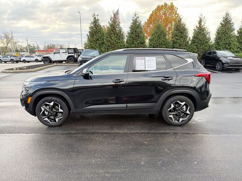 Used 2025 Kia Seltos EX w/ EX Sunroof Package image 5