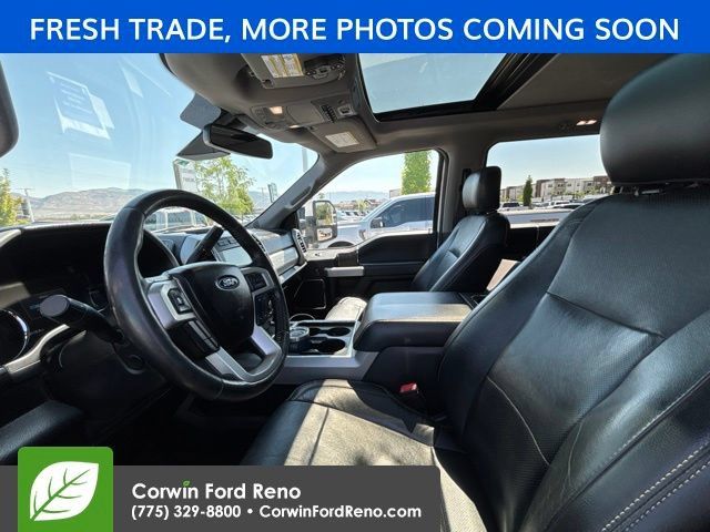 Used 2018 Ford F250 Lariat w/ Lariat Ultimate Package AWD/4WD image 9