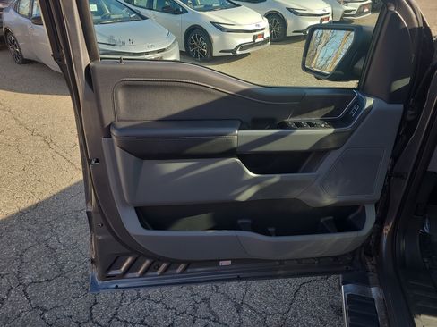 Used 2024 Ford F150 XLT image 15