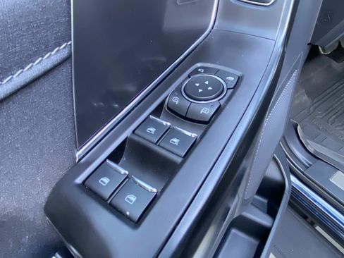 Used 2022 Ford F150 Raptor w/ Convenience Package AWD/4WD image 16