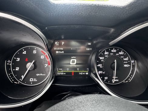 Used 2019 Alfa Romeo Stelvio Sport w/ Quick Order Package 22J Sport AWD/4WD image 37