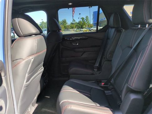 New 2025 Honda Pilot TrailSport image 12