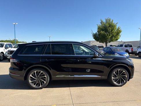 New 2026 Lincoln Aviator Reserve AWD/4WD image 4
