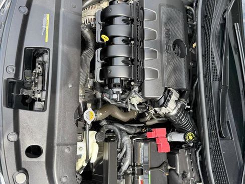 Used 2017 Nissan Sentra S FWD image 29