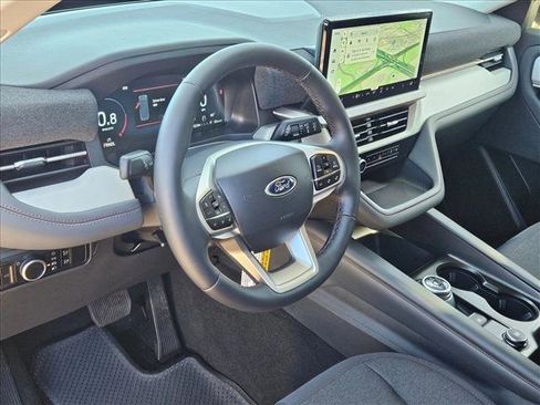 New 2026 Ford Explorer Active image 3