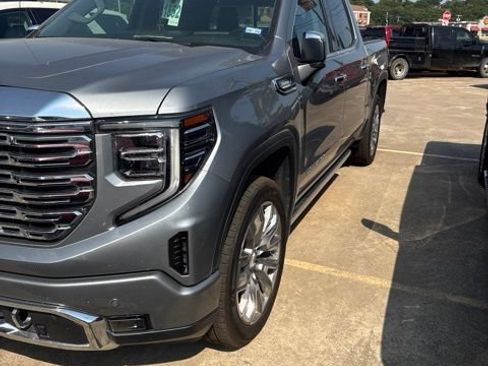 Used 2024 GMC Sierra 1500 Denali w/ Denali Reserve Package AWD/4WD image 1