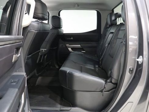 Used 2022 Toyota Tundra SR5 w/ SR5 Premium Package AWD/4WD image 29