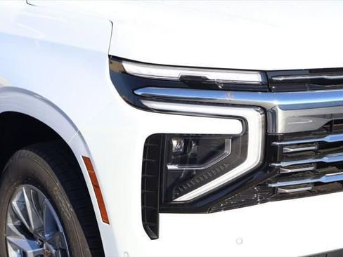 New 2026 Chevrolet Tahoe Premier image 3