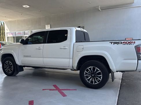 Used 2023 Toyota Tacoma TRD Sport w/ Advanced Technology Package AWD/4WD image 7