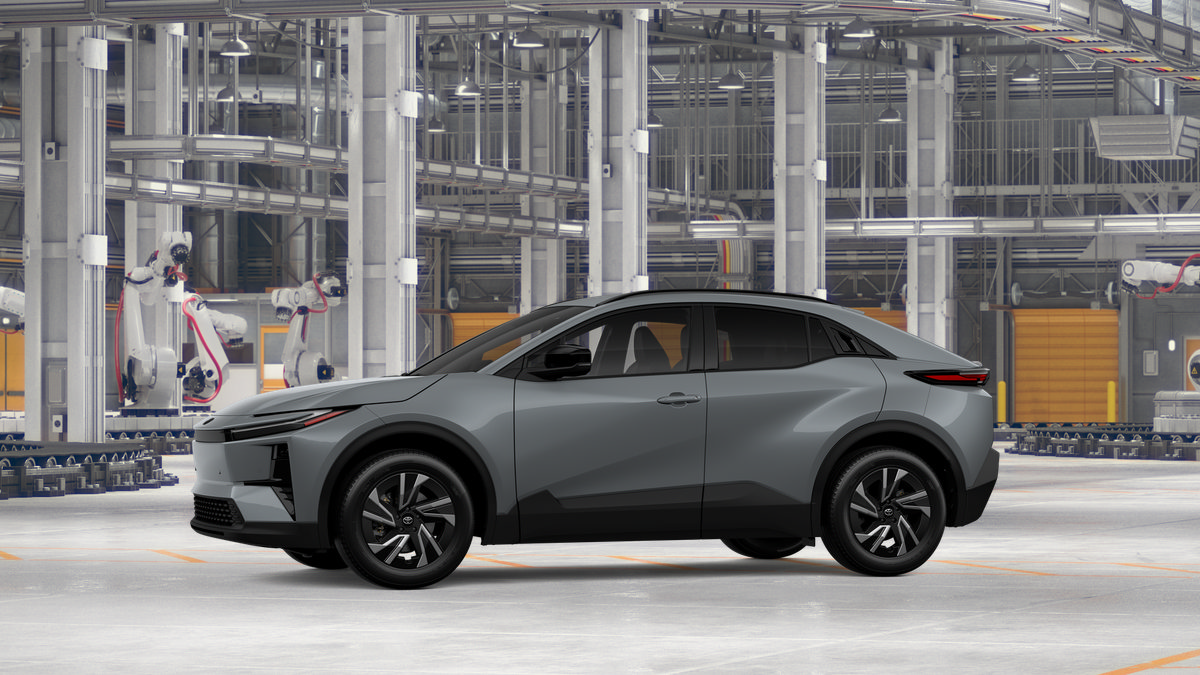 New 2027 Toyota C-HR w/ ALL Weather Mat Package (TMS) AWD/4WD image 3