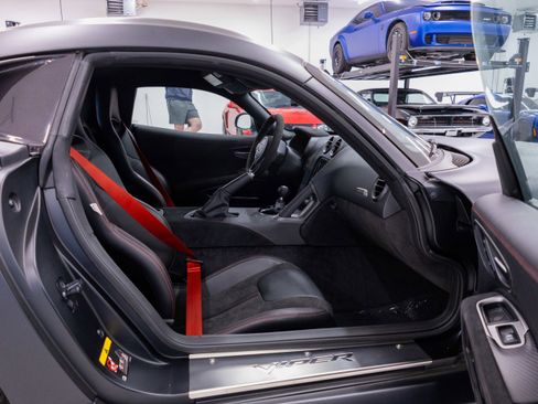 Used 2017 Dodge Viper GTC w/ ACR Package RWD image 94
