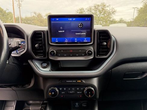 Used 2022 Ford Bronco Sport Badlands image 16