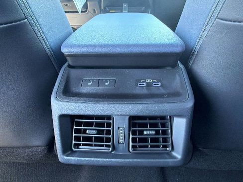 New 2026 Subaru Solterra image 25