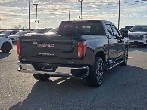 Used 2025 GMC Sierra 1500 SLT w/ SLT Premium Package image 8