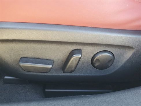 Certified 2023 MAZDA MAZDA3 Hatchback w/ Appearance Package image 19