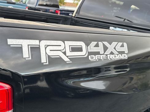 Used 2016 Toyota Tundra Limited w/ Exterior Package image 8