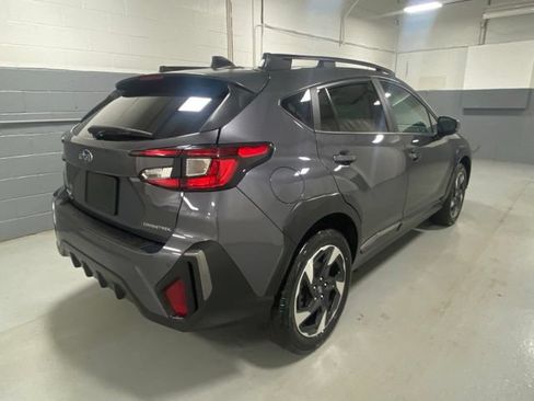 Used 2024 Subaru Crosstrek 2.5i Limited AWD/4WD image 3