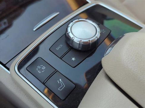 Used 2014 Mercedes-Benz E 350 Cabriolet image 24