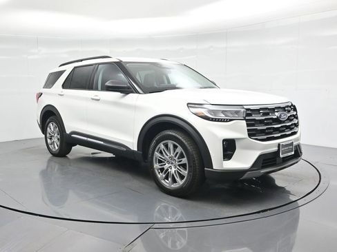 New 2025 Ford Explorer Active w/ Active Comfort Package image 53