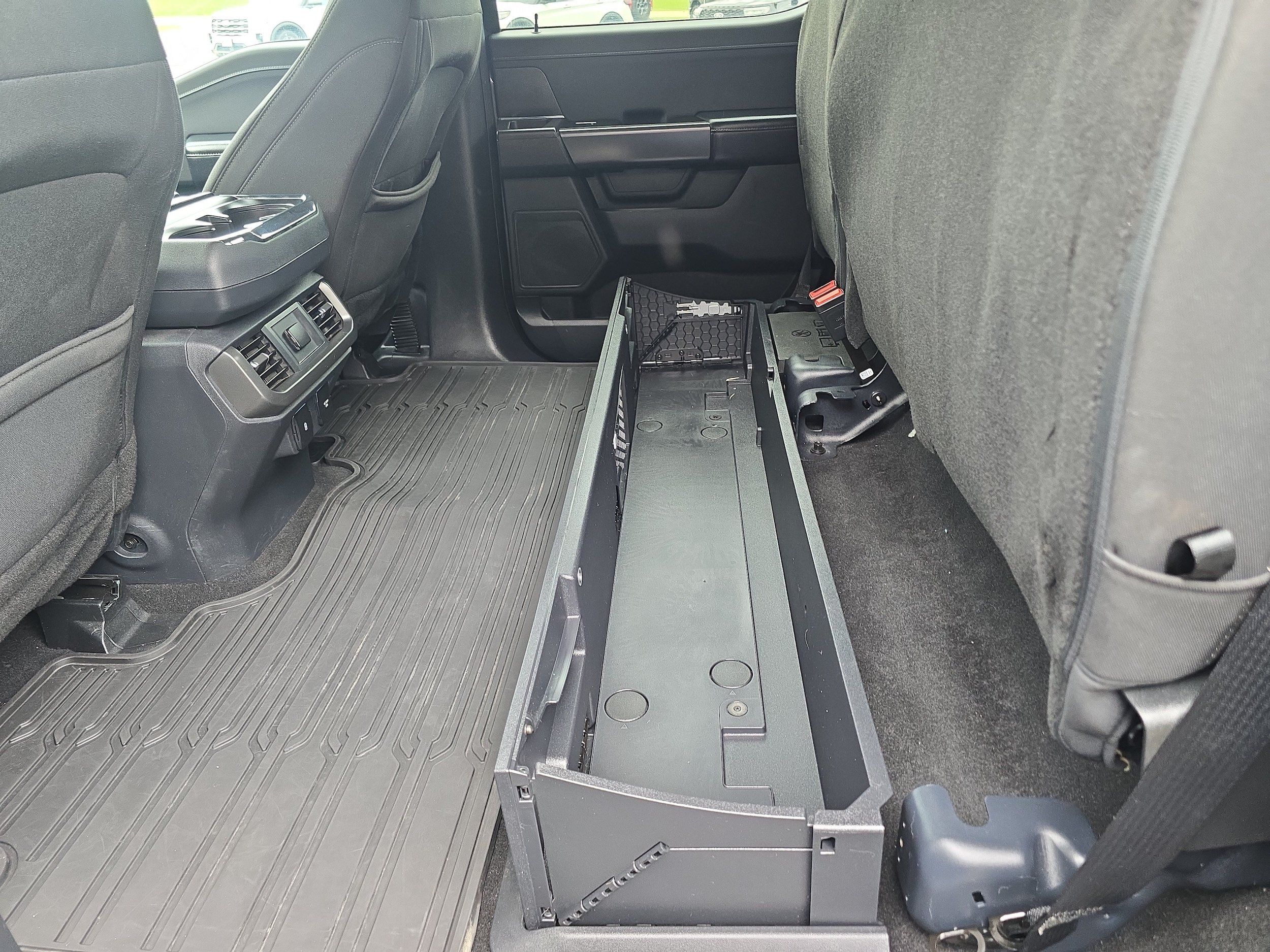 Used 2024 Ford F150 XLT w/ Equipment Group 302A MID AWD/4WD image 21