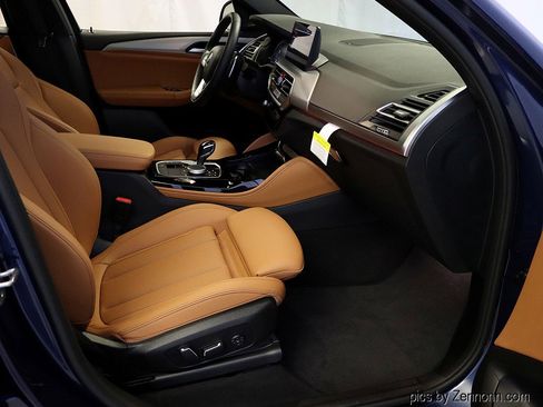 Certified 2024 BMW X4 xDrive30i w/ Premium Package image 36