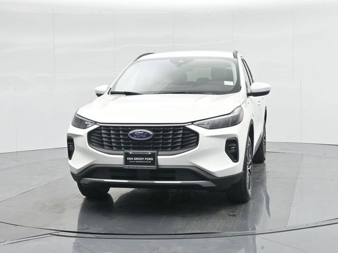 New 2025 Ford Escape SE image 57
