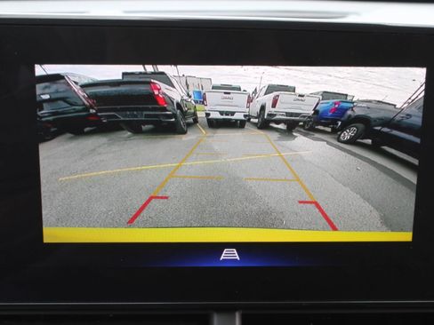 Used 2024 Chevrolet Trax ACTIV w/ Sunroof Package FWD image 14