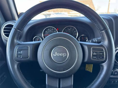 Used 2014 Jeep Wrangler Unlimited Sahara w/ Dual Top Group image 15