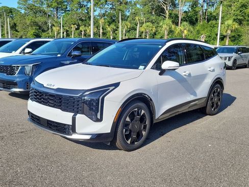 New 2026 Kia Sportage SX FWD image 3