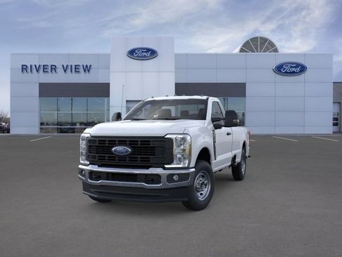 New 2026 Ford F250 XL w/ FX4 Off-Road Package AWD/4WD image 2
