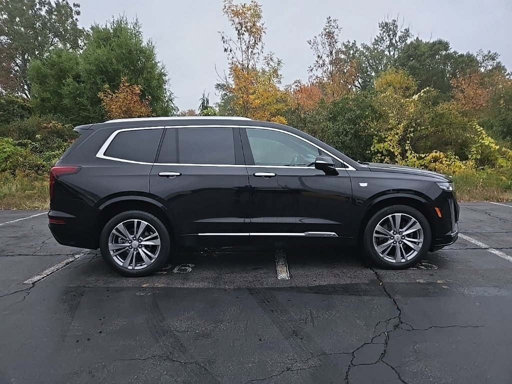 Certified 2024 Cadillac XT6 Premium Luxury AWD/4WD image 5